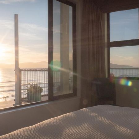 Seascapes Waterfront 1 Villa Paraparaumu Ngoại thất bức ảnh