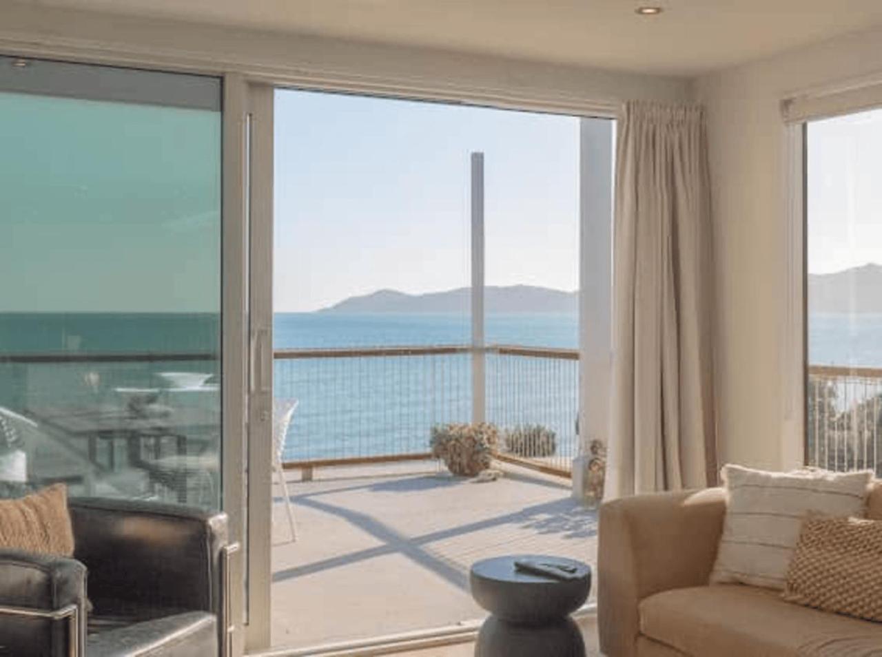 Seascapes Waterfront 1 Villa Paraparaumu Ngoại thất bức ảnh