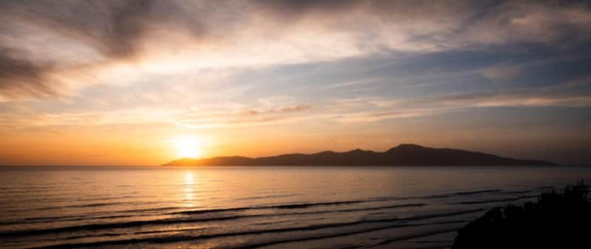 Seascapes Waterfront 1 Villa Paraparaumu Ngoại thất bức ảnh
